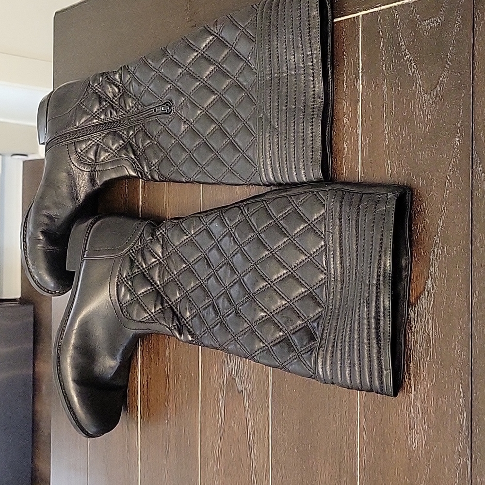 Authentic Stuart Weitzman Rubber Sole Winter Boots - image 2